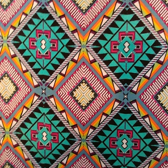 Lula Roe Small Irma Top - Picture 6 of 7